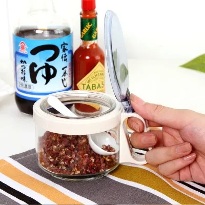Creative home kitchen seasoning sauce bottle green glass cylinder multi-purpose seasoning cans with a spoon 8*6cm free shipping
Creative home kitchen seasoning sauce bottle green glass cylinder multi-purpose seasoning cans with a spoon 8*6cm free shipping