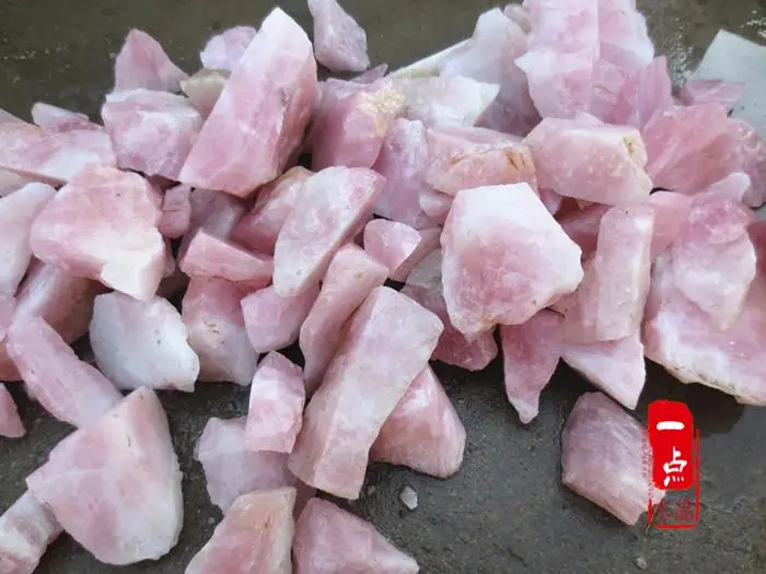 1000g AAAAAAA++ + + + natural stone The original stone cutting material chunk manufacturer wholesale
1000g AAAAAAA++ + + + natural stone The original stone cutting material chunk manufacturer wholesale