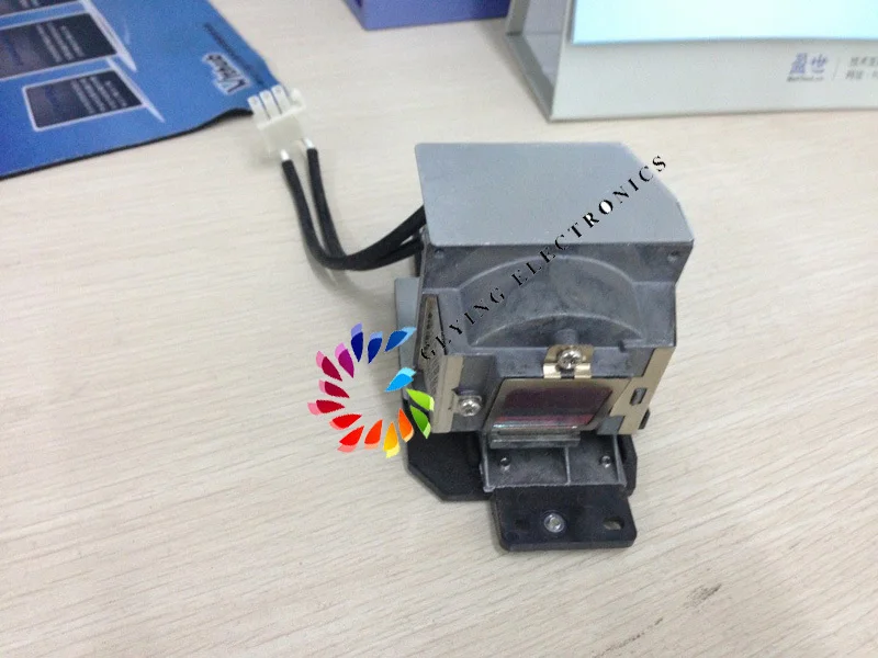 Хорошее качество 5j.j3k5.001 оригинальный модуль лампы проектора UHP190/160 W для проектора MW811ST
Хорошее качество 5j.j3k5.001 оригинальный модуль лампы проектора UHP190/160 W для проектора MW811ST