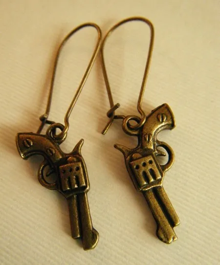 Rushed Brincos Fashion 50pair Bronze Western Gun Earrings Charms Drop/dangle For Women Earrings Jewelry Gifts Accessories P786
Rushed Brincos Fashion 50pair Bronze Western Gun Earrings Charms Drop/dangle For Women Earrings Jewelry Gifts Accessories P786