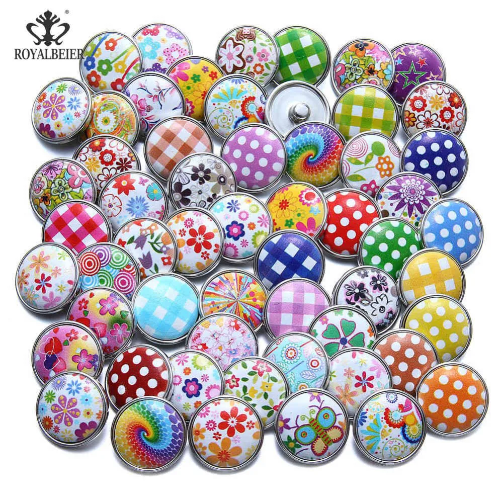 RoyalBeier 50pcs/lot Multi Pattern Mixed Colorful Wood Charms 18mm Snap Button For 20mm Snap Bracelet Snap Jewelry
RoyalBeier 50pcs/lot Multi Pattern Mixed Colorful Wood Charms 18mm Snap Button For 20mm Snap Bracelet Snap Jewelry