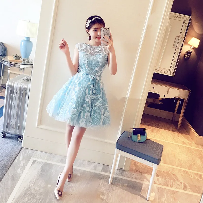 Real Photo Cap Sleeve O-Neck Vestido De Festa Curto Mini Flower Lace Appliques Bridesmaid Dresses Onepiece Short Ball Gown 0411
Real Photo Cap Sleeve O-Neck Vestido De Festa Curto Mini Flower Lace Appliques Bridesmaid Dresses Onepiece Short Ball Gown 0411