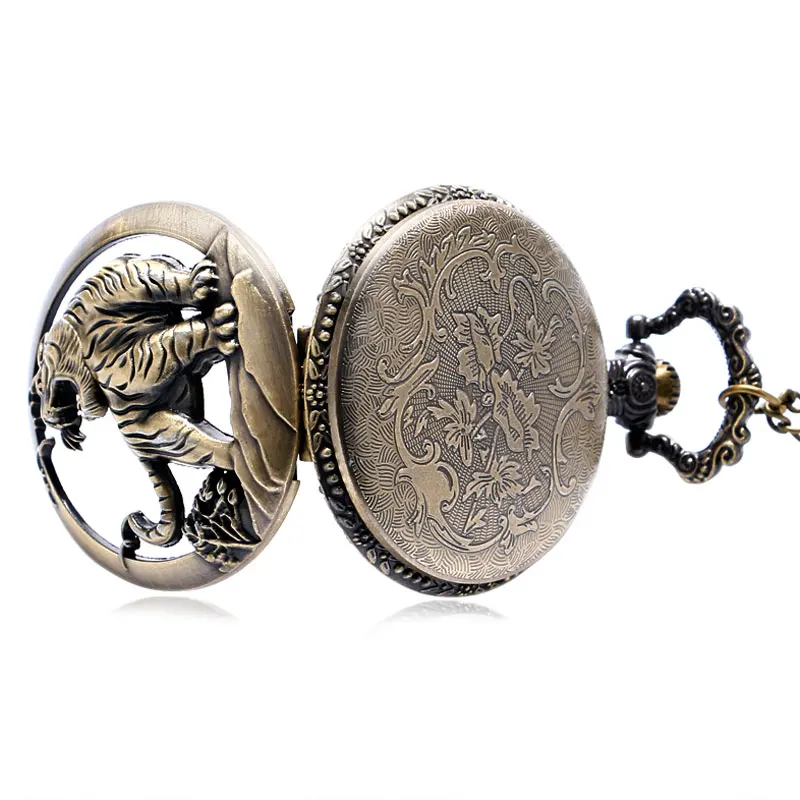 Retro Bronze Chinese Zodiac Tiger Case Quartz Fob Pocket Watch with Necklace Chain Gift Hollow Design Mens Chic Style
Retro Bronze Chinese Zodiac Tiger Case Quartz Fob Pocket Watch with Necklace Chain Gift Hollow Design Mens Chic Style