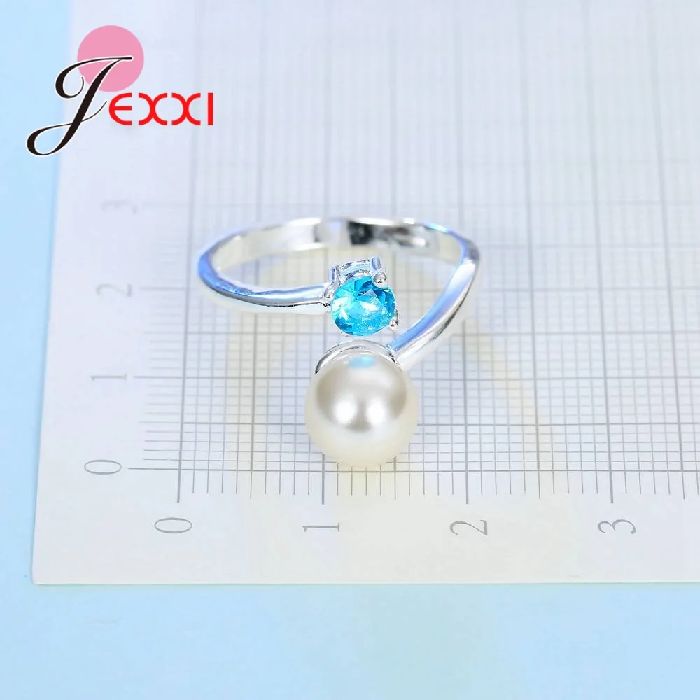 Hot Sale Women Silver Rings For Wedding Party Accessory Blue Austrian Crystal Engagement Finger Ring Bridal Jewellery
Hot Sale Women Silver Rings For Wedding Party Accessory Blue Austrian Crystal Engagement Finger Ring Bridal Jewellery