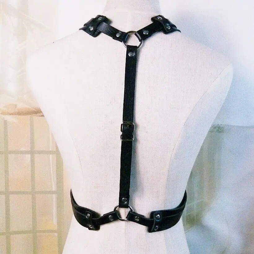 New fashion Handsome male sexy Punk Goth Handmade Leather Suspender Belts Harness Body Bondage chest Belt Cage Waist Straps Belt
New fashion Handsome male sexy Punk Goth Handmade Leather Suspender Belts Harness Body Bondage chest Belt Cage Waist Straps Belt