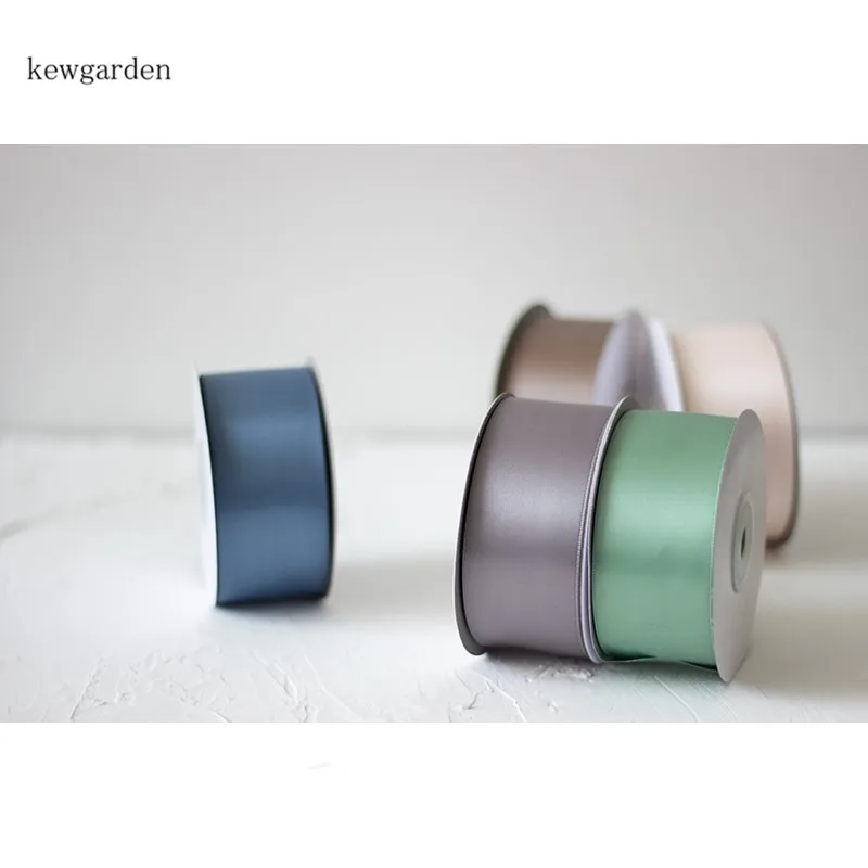 Kewgarden DIY Brooch Hairbow Accessories High Quality Polyester Satin Ribbon 1.5" 38mm Handmade Tape Packing Webbing 18 Yards
Kewgarden DIY Brooch Hairbow Accessories High Quality Polyester Satin Ribbon 1.5" 38mm Handmade Tape Packing Webbing 18 Yards