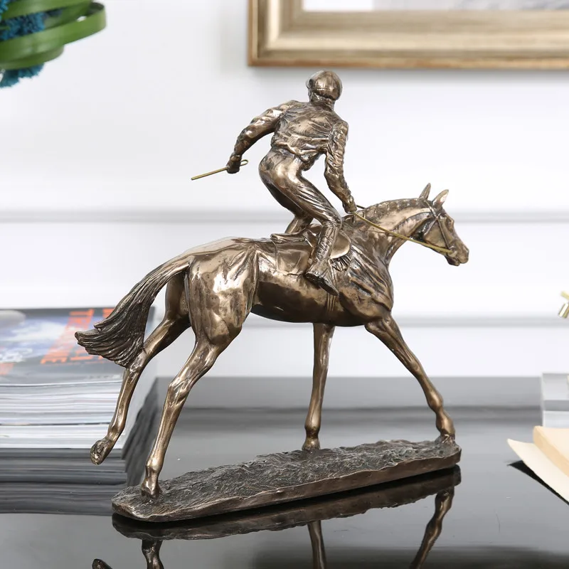 European Resin Horse Ornaments Animal Home Decor Study Desk Desk Figure Sculpture Living Room Decor M1453
European Resin Horse Ornaments Animal Home Decor Study Desk Desk Figure Sculpture Living Room Decor M1453