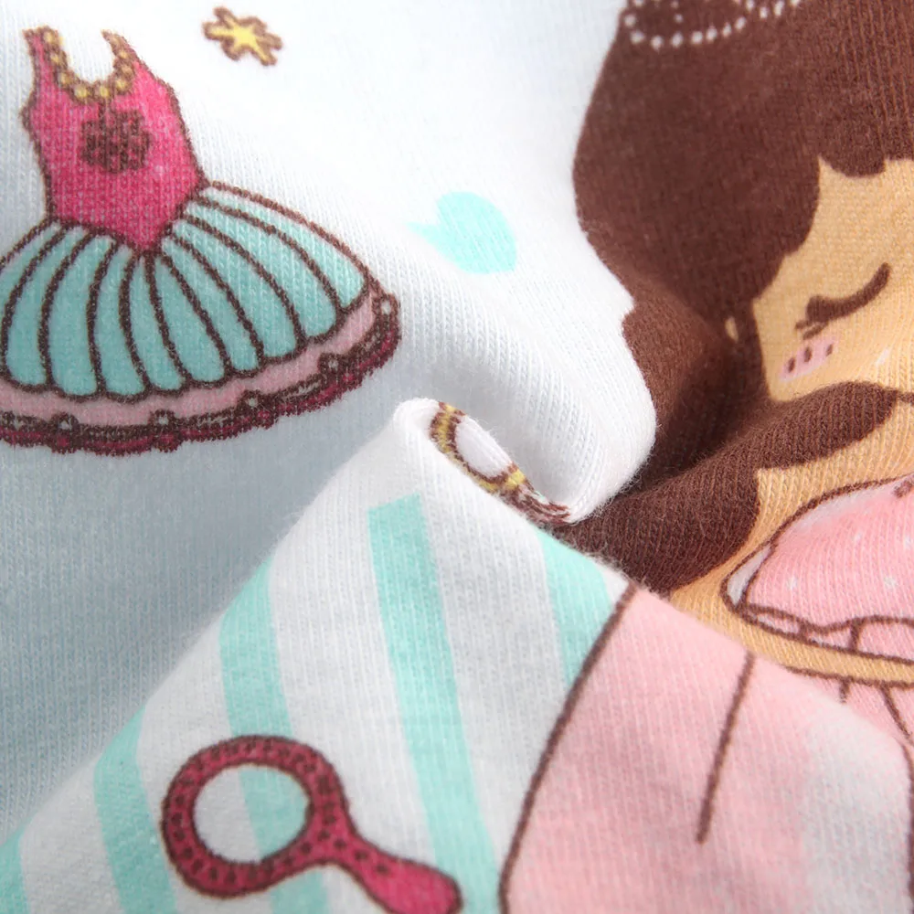 2019 New fashionChildren Cotton Panties 5Pcs/lot girls cute cartoon printed baby girls kids Underwear Boxer Briefs Panties 2-10Y
2019 New fashionChildren Cotton Panties 5Pcs/lot girls cute cartoon printed baby girls kids Underwear Boxer Briefs Panties 2-10Y