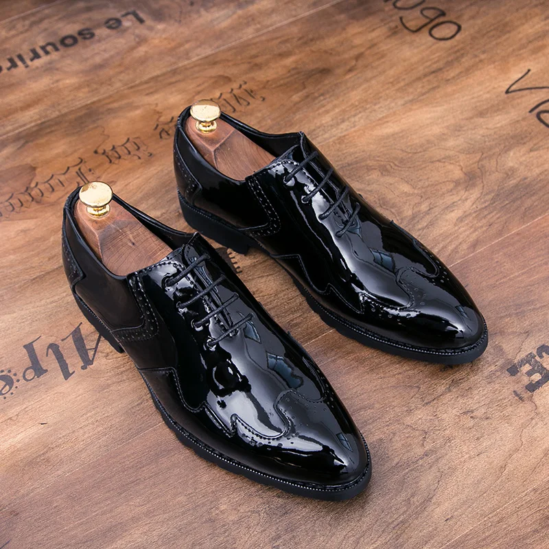 YEINSHAARS Luxury Brand 2019 Men Shoes Pointed Toe Gold Black Dress Party Glossy Patent Leather Oxford Shoes For Men
YEINSHAARS Luxury Brand 2019 Men Shoes Pointed Toe Gold Black Dress Party Glossy Patent Leather Oxford Shoes For Men