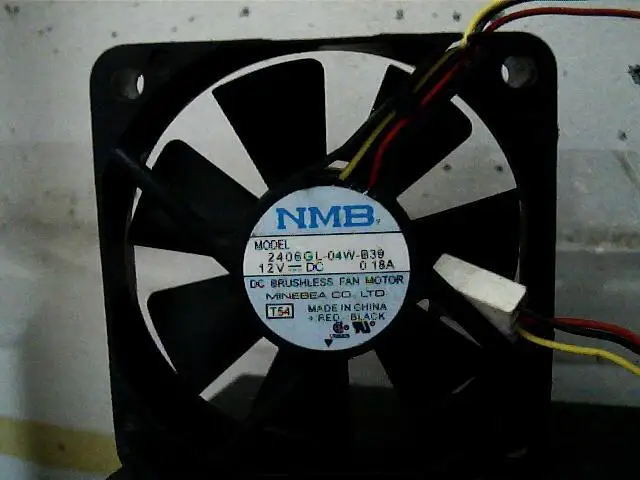 Original NMB 6015 12V 0.18A 2406GL-04W-B39 60 * 60 * 15mm three-wire cooling fan
Original NMB 6015 12V 0.18A 2406GL-04W-B39 60 * 60 * 15mm three-wire cooling fan