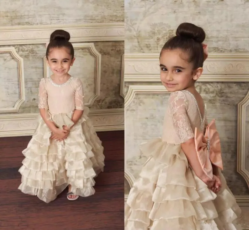 Cute Girls Pageant Gown Half Sleeve Lace with Bow Champagne Puffy Organza Little Princess Birthday Dress
Cute Girls Pageant Gown Half Sleeve Lace with Bow Champagne Puffy Organza Little Princess Birthday Dress