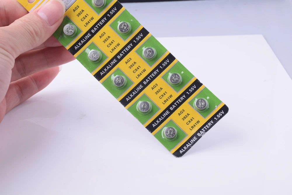 20pcs/2cards Ag3 For Watch Toys Remote Cell Battery Limited 392 1.5V LR41 192 SR41 Li-ion CoCell Batteries Size 7.9*3.6mm
20pcs/2cards Ag3 For Watch Toys Remote Cell Battery Limited 392 1.5V LR41 192 SR41 Li-ion CoCell Batteries Size 7.9*3.6mm