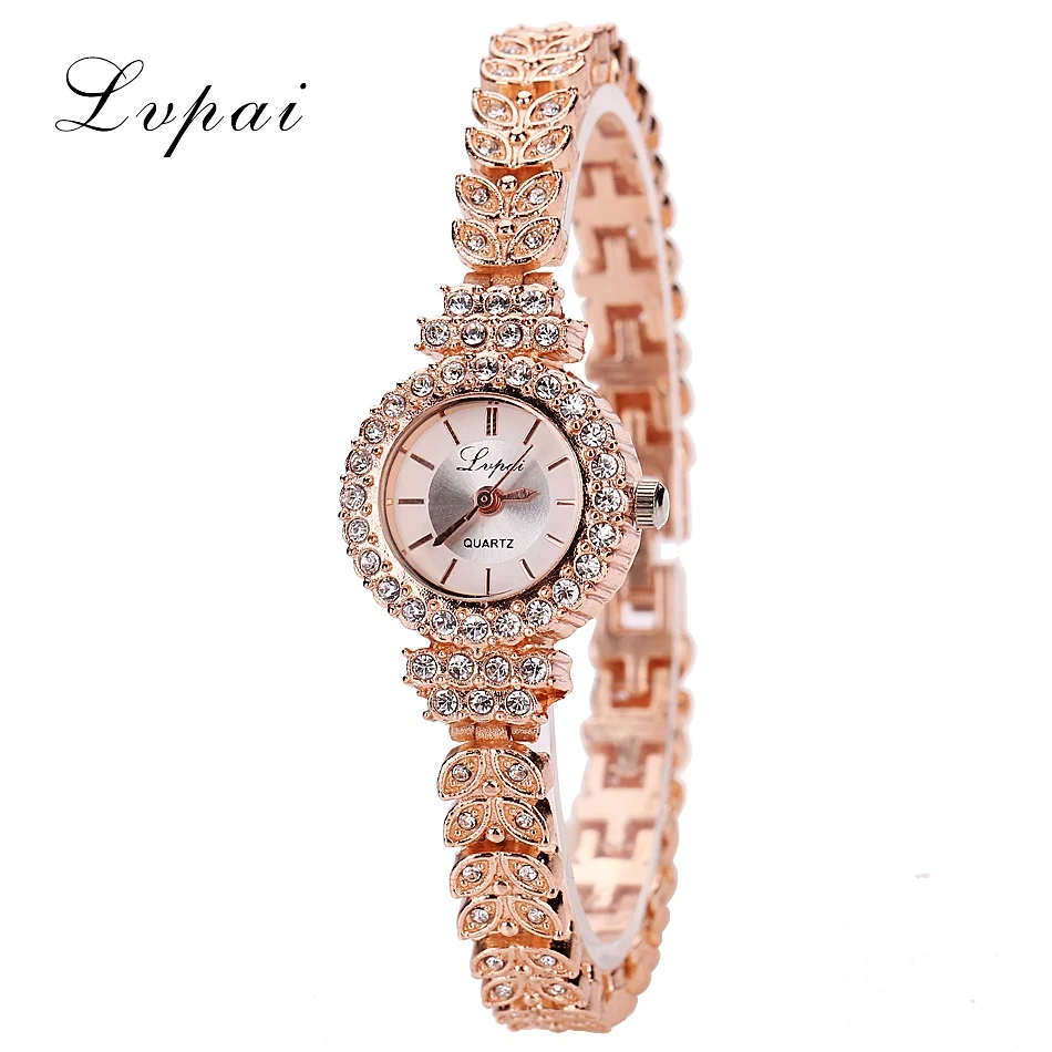 New Brand Watches Women Crystal Round Wristwatch Women Classic Gold Watches for Women Ladies Luxury Female Quartz Watch Freeship
New Brand Watches Women Crystal Round Wristwatch Women Classic Gold Watches for Women Ladies Luxury Female Quartz Watch Freeship