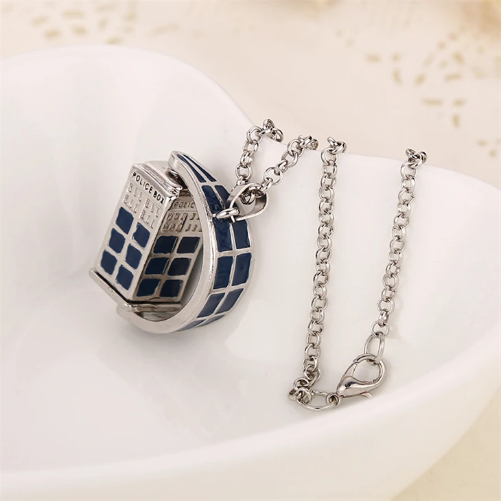 Rotating Tardis Necklace England Police Box Fashion Blue Enamel Silver Color Who UK Pendant Fantasy Jewelry Men Women Wholesale
Rotating Tardis Necklace England Police Box Fashion Blue Enamel Silver Color Who UK Pendant Fantasy Jewelry Men Women Wholesale