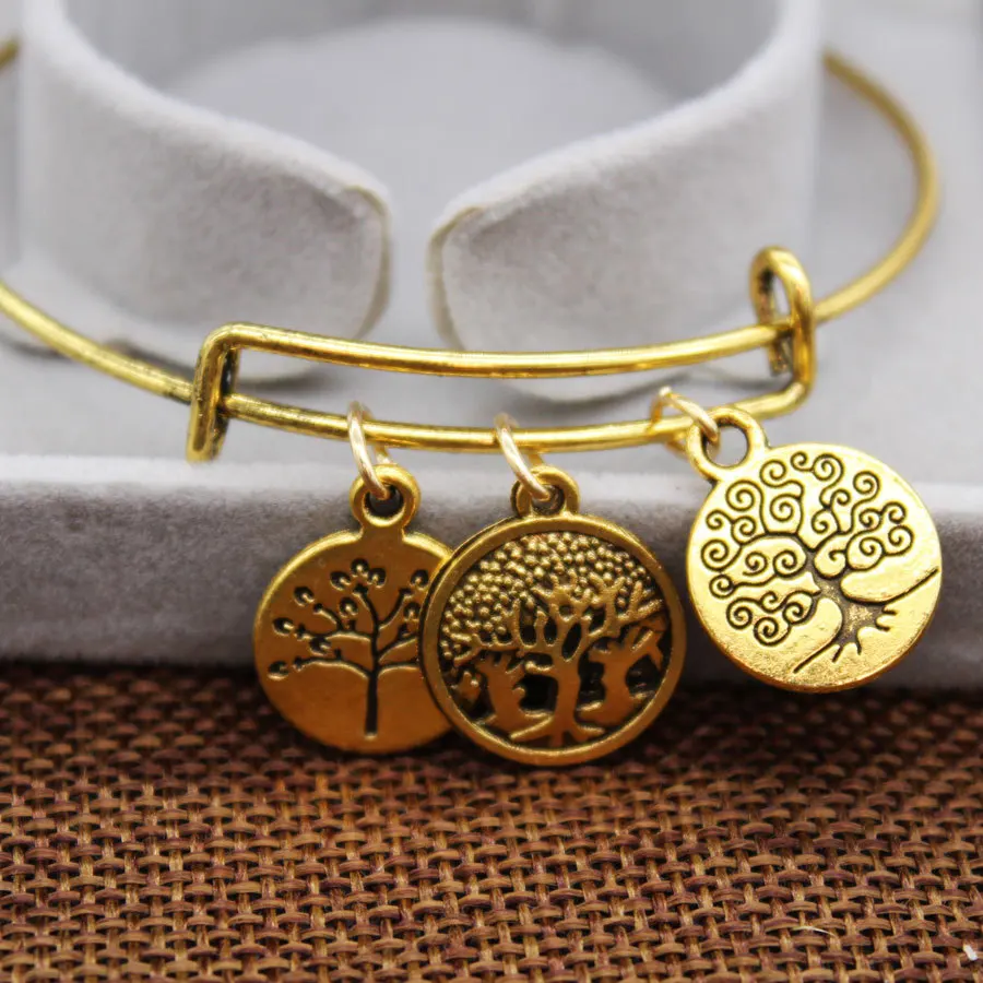 ALX00434 euramerican style of the new circle of ancient gold plating tree pendant multielement bracelets bangles
ALX00434 euramerican style of the new circle of ancient gold plating tree pendant multielement bracelets bangles