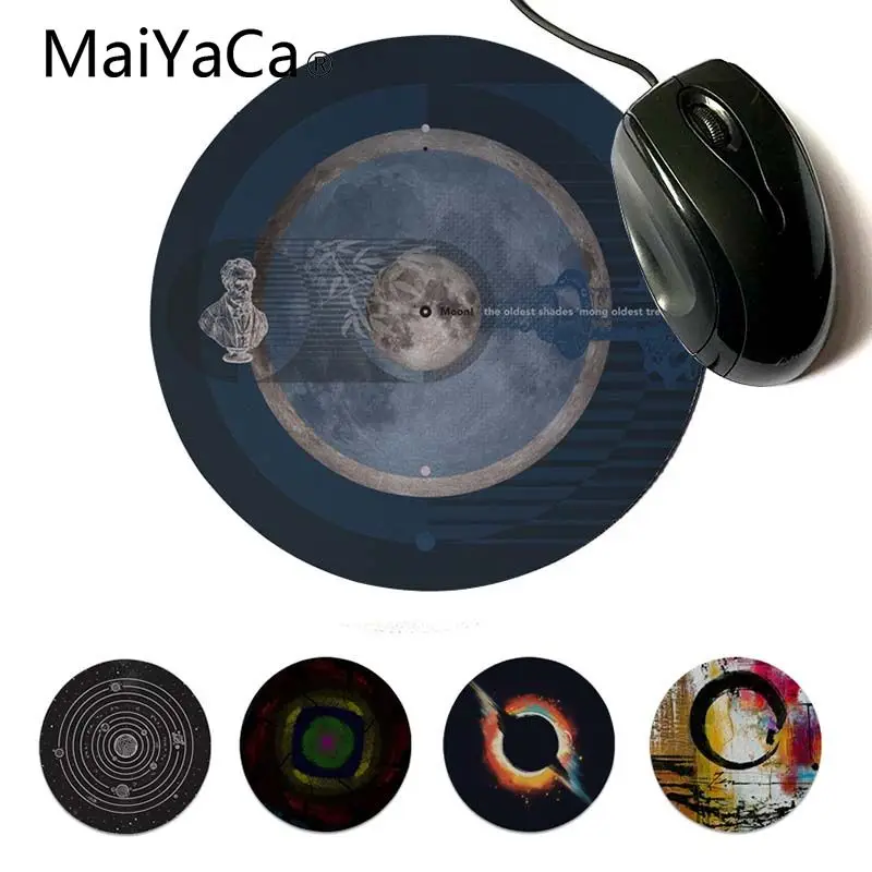 MaiYaCa Funny O Moon the Oldest Shades Everyweek Modern Mouse Pads Customized Your Own Style Round Mouse pads
MaiYaCa Funny O Moon the Oldest Shades Everyweek Modern Mouse Pads Customized Your Own Style Round Mouse pads