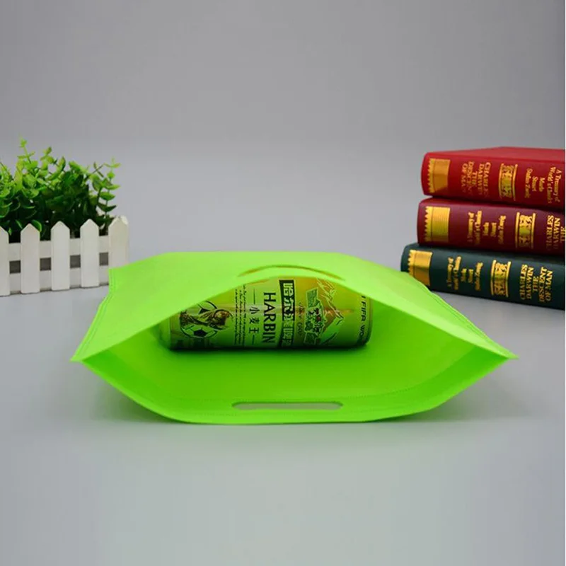 30x40cm New Reusable Shopping Bag Non-Woven Fabric Bags Folding Shopping Bag For promotion/Gift/shoes/Chrismas Grocery Bags Shop
30x40cm New Reusable Shopping Bag Non-Woven Fabric Bags Folding Shopping Bag For promotion/Gift/shoes/Chrismas Grocery Bags Shop