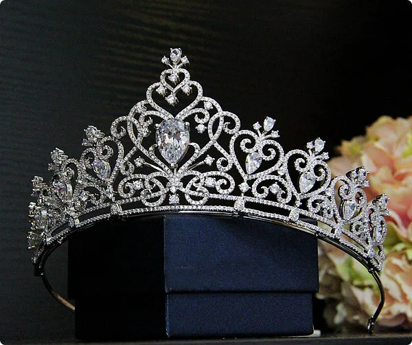 New art form alloy insert great little head decorated bridal tiara wedding crown bridal hair accessories
New art form alloy insert great little head decorated bridal tiara wedding crown bridal hair accessories