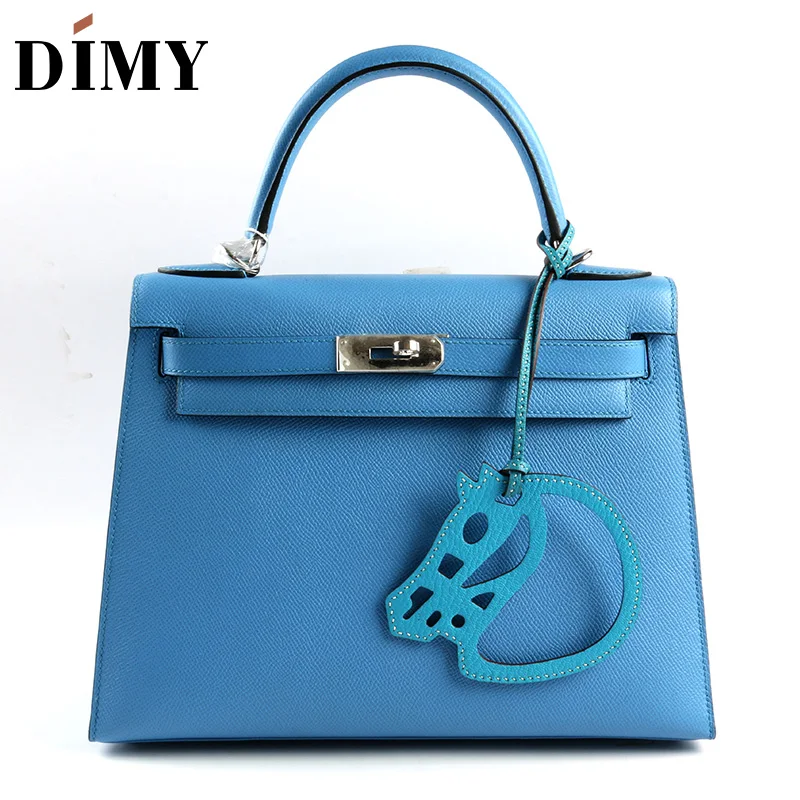 H's pony pendant Hand-stitched goat leather bag pendant Hollow single-line horse head pendant leather pendant
H's pony pendant Hand-stitched goat leather bag pendant Hollow single-line horse head pendant leather pendant
