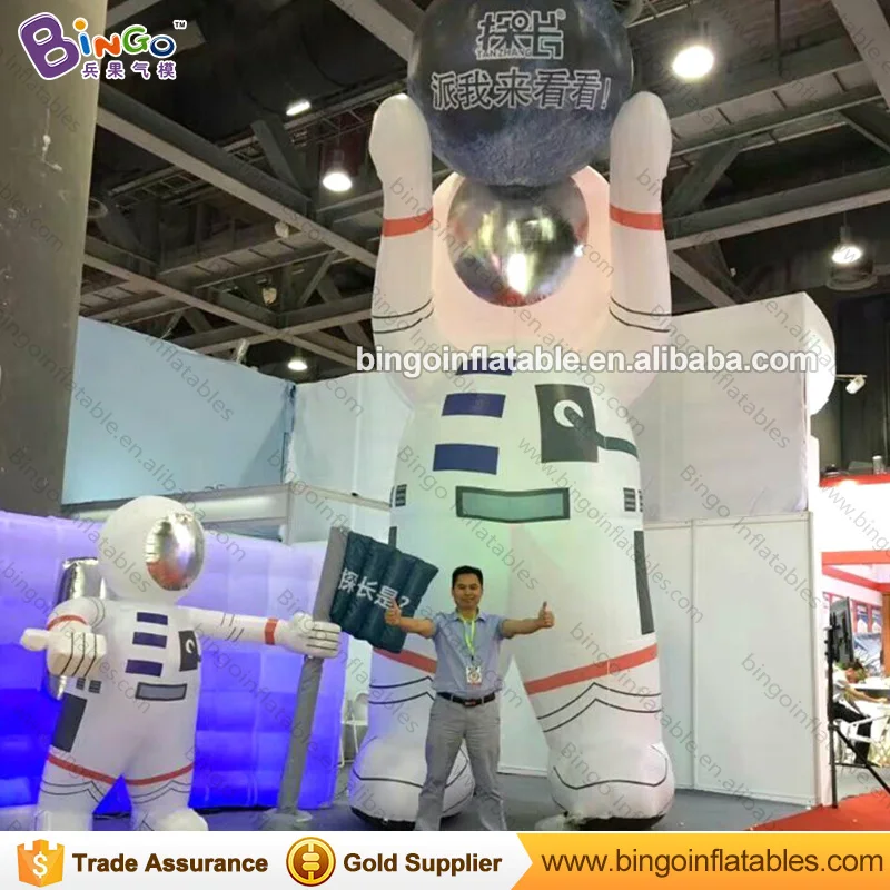 Free shipping LED lighting giant inflatable astronaut for party 2018 hot sale blow up spaceman pilot toy for astronomical event
Free shipping LED lighting giant inflatable astronaut for party 2018 hot sale blow up spaceman pilot toy for astronomical event
