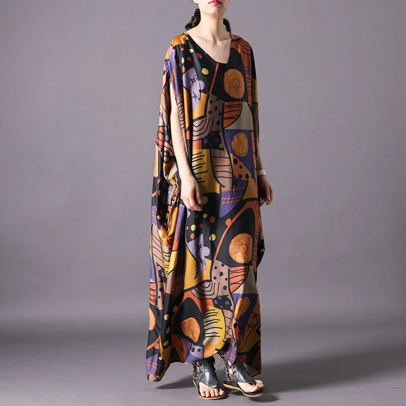 Silk plus size long women dress printed loose V-neck dresses vintage elegant summer cool robe personality fashion women clothes
Silk plus size long women dress printed loose V-neck dresses vintage elegant summer cool robe personality fashion women clothes