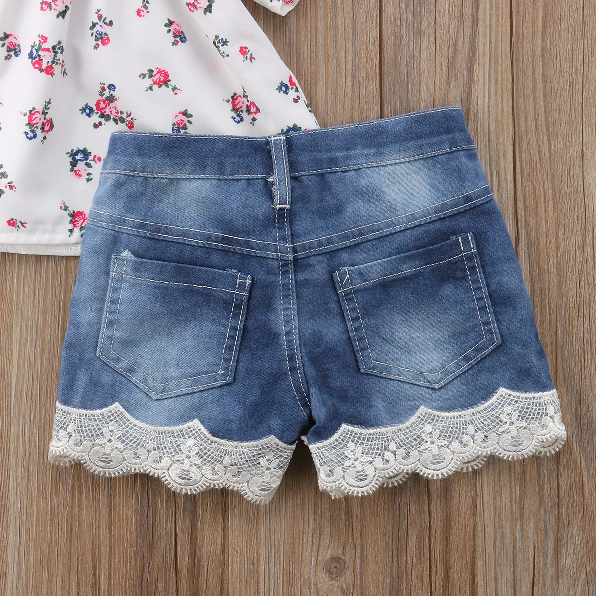Fashion Toddler Baby Girls Off Shoulder White Flower Printing T-Shirts and Denim Lace Short Pants Outfits
Fashion Toddler Baby Girls Off Shoulder White Flower Printing T-Shirts and Denim Lace Short Pants Outfits