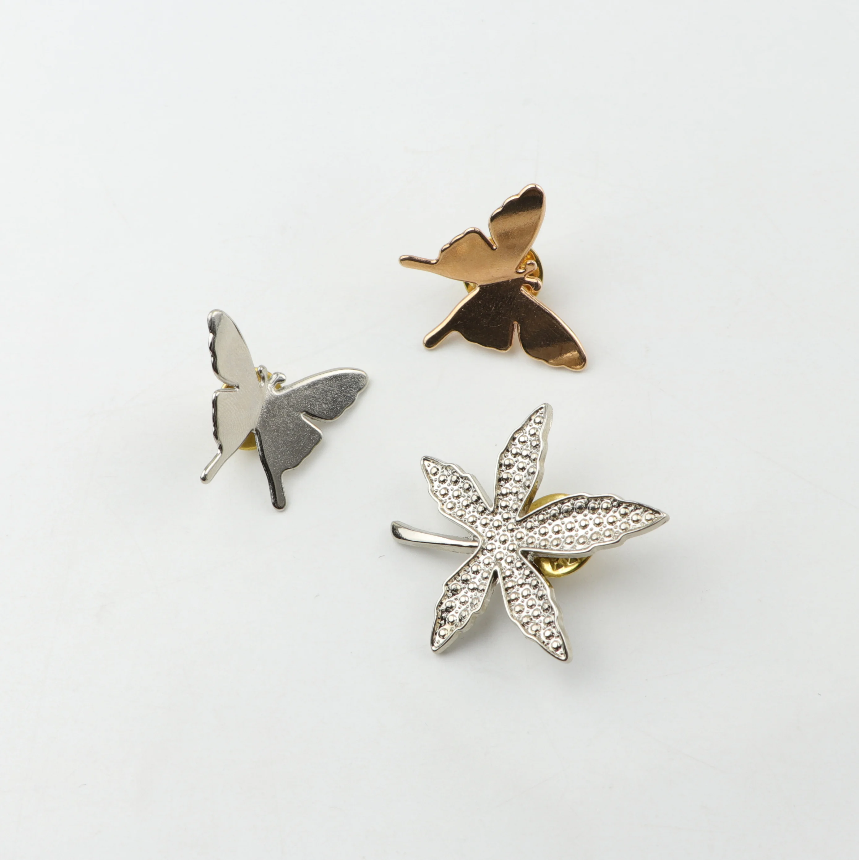 Advanced Men Retro Golden Butterfly Leaf Brooch Pins Collar Suit Stick Breastpin Diamante Pin Men's Suit Dressup
Advanced Men Retro Golden Butterfly Leaf Brooch Pins Collar Suit Stick Breastpin Diamante Pin Men's Suit Dressup