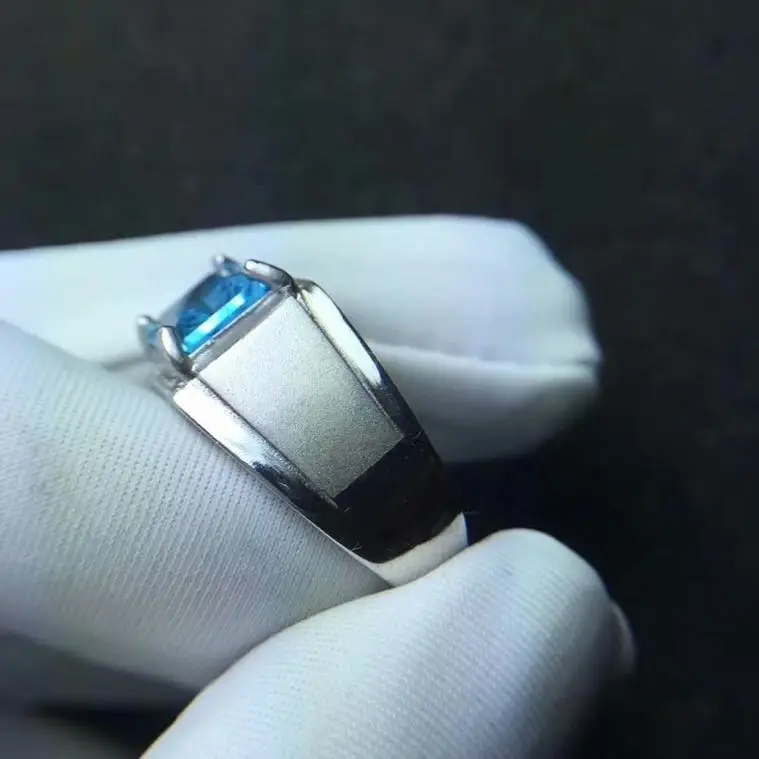 Free shipping Natural Topaz Ring 925 sterling silver Wholesales Fine jewelry Natural Topaz Man Ring 8*10mm
Free shipping Natural Topaz Ring 925 sterling silver Wholesales Fine jewelry Natural Topaz Man Ring 8*10mm