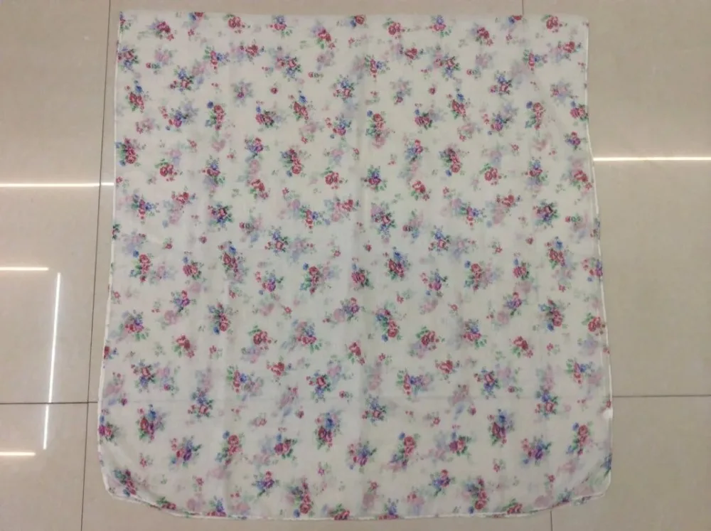 2015 New Coming Flower Design Scarves Women Floral Print Scarves Long Shawl Free Shipping
2015 New Coming Flower Design Scarves Women Floral Print Scarves Long Shawl Free Shipping