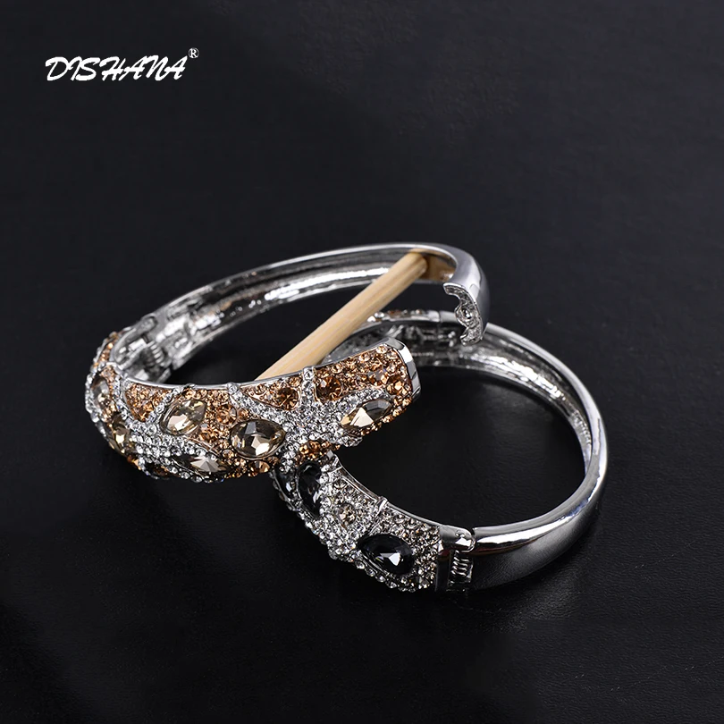 2015 New Fashion Luxury Wedding Bracelets Bangles Vintage Gold Silver -color Bracelet Crystal Bracelets For Women(s0028)
2015 New Fashion Luxury Wedding Bracelets Bangles Vintage Gold Silver -color Bracelet Crystal Bracelets For Women(s0028)