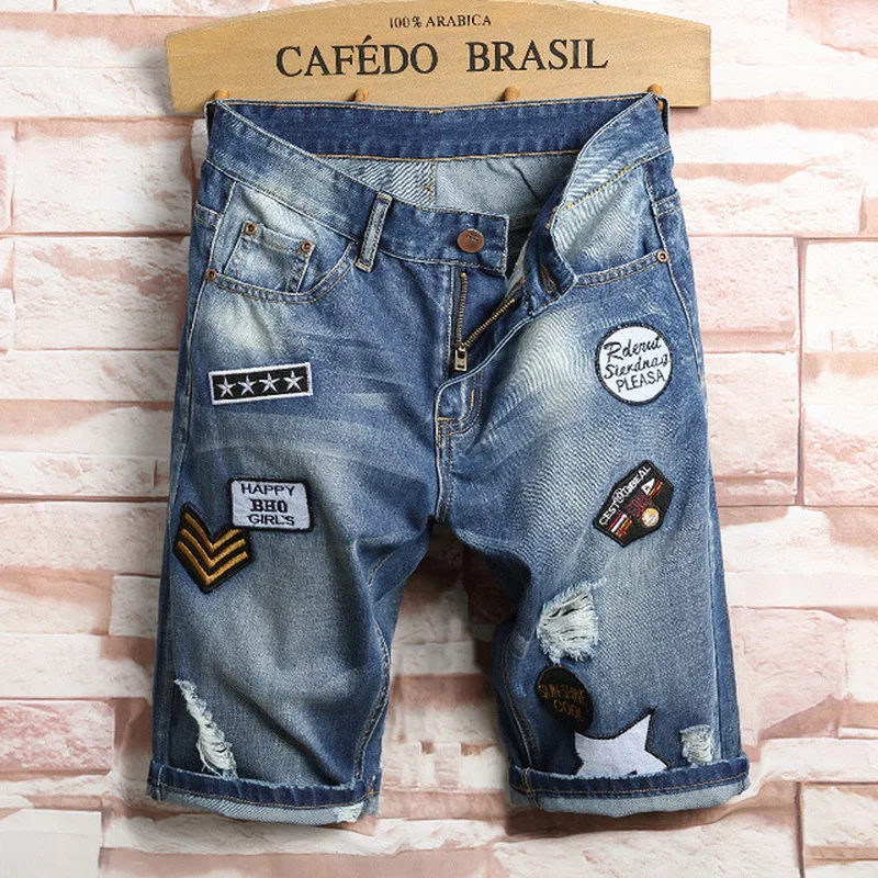 Denim Shorts Men's Summer Hole Fashion Denim Shorts Large Size Cotton Men's High Quality Straight Knee Length Denim Shorts
Denim Shorts Men's Summer Hole Fashion Denim Shorts Large Size Cotton Men's High Quality Straight Knee Length Denim Shorts