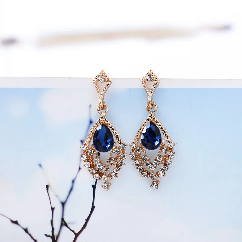 COWNINE Crystal Wedding Long Earrings for Women Silver Champagne Blue Color Fashion Bridal Earrings 2018 Wedding Jewelry
COWNINE Crystal Wedding Long Earrings for Women Silver Champagne Blue Color Fashion Bridal Earrings 2018 Wedding Jewelry
