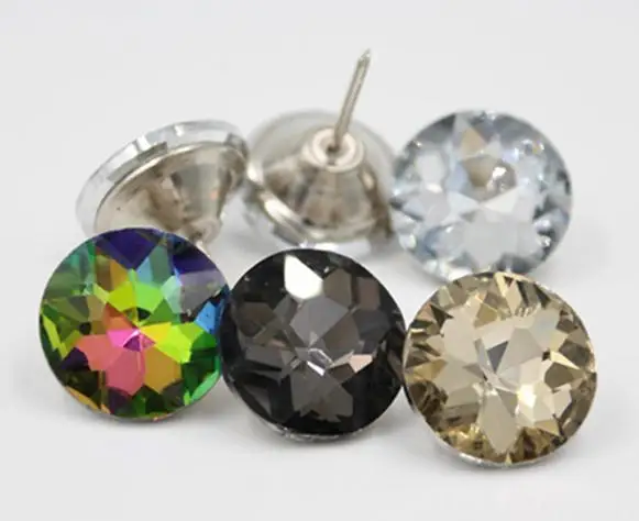 5size 500pcs glass Nail Button 3colors Crystal Diamante Rhinestone Buttons Round Sewing Crystal Sofa Buttons Crafts Home Decor
5size 500pcs glass Nail Button 3colors Crystal Diamante Rhinestone Buttons Round Sewing Crystal Sofa Buttons Crafts Home Decor