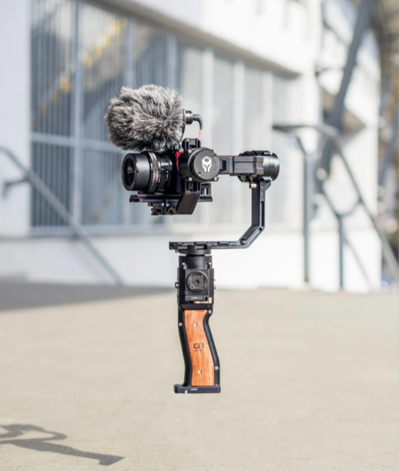 Tilta G1 Gravity 3 Axis Stabilized Handheld Gimbal For Mirrorless Dslrs, Dslrs, Smartphones And Gopros
Tilta G1 Gravity 3 Axis Stabilized Handheld Gimbal For Mirrorless Dslrs, Dslrs, Smartphones And Gopros