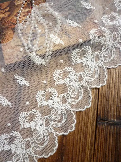 5 Yards Emrbroidered Lace Trim with Bow Retro Floral Lace Bridal Lace Doll Dress Lace, wscx018b
5 Yards Emrbroidered Lace Trim with Bow Retro Floral Lace Bridal Lace Doll Dress Lace, wscx018b