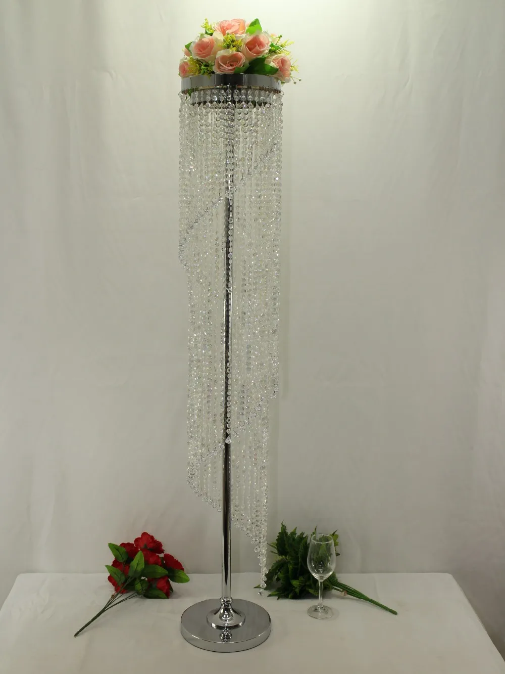 130cm(4.2ft) CRYSTAL BEADED COLUMN wedding centerpiece wedding crystal pillar 10pcs/lot wedding decoration
130cm(4.2ft) CRYSTAL BEADED COLUMN wedding centerpiece wedding crystal pillar 10pcs/lot wedding decoration
