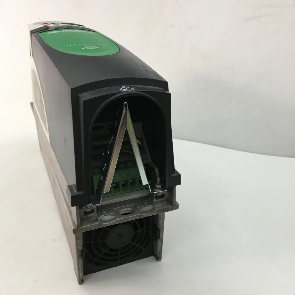 SP1406 Control Techniques Unidrive SP1406 5,5kW AC Servodriver used in good condition
SP1406 Control Techniques Unidrive SP1406 5,5kW AC Servodriver used in good condition