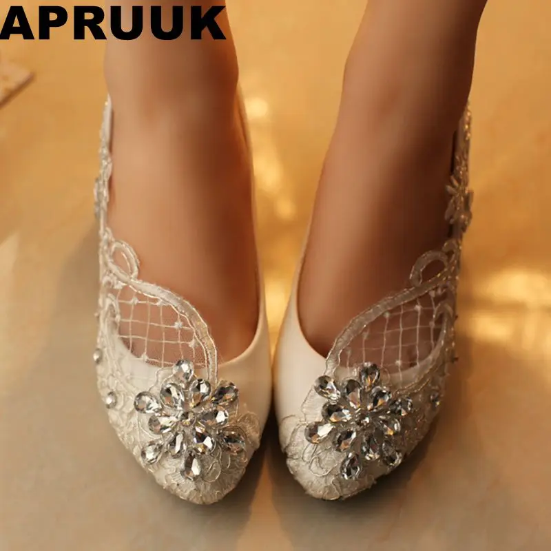 Handmade bridal shoe luxury fashion design net rhinestones Brides shoe custom make different heels in stock party shoe XNA 058
Handmade bridal shoe luxury fashion design net rhinestones Brides shoe custom make different heels in stock party shoe XNA 058