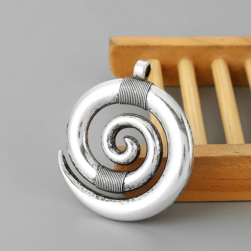 4PCS Vintage Hollow Spiral Swirl Helix Shape Charms Pendants DIY Jewelry Necklace Handmade Findings Making 51x43mm
4PCS Vintage Hollow Spiral Swirl Helix Shape Charms Pendants DIY Jewelry Necklace Handmade Findings Making 51x43mm