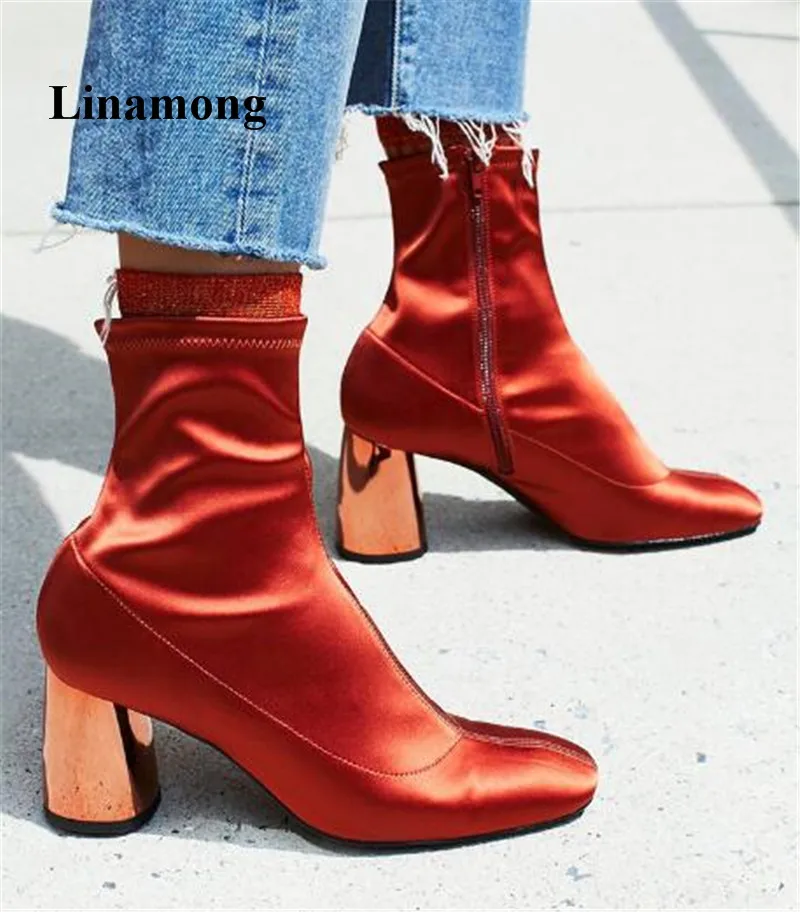 2018 Western Style INS Explosive Models Fashion Short Boots Coarse High Heel Side Zipper Four Color Women Boots
2018 Western Style INS Explosive Models Fashion Short Boots Coarse High Heel Side Zipper Four Color Women Boots