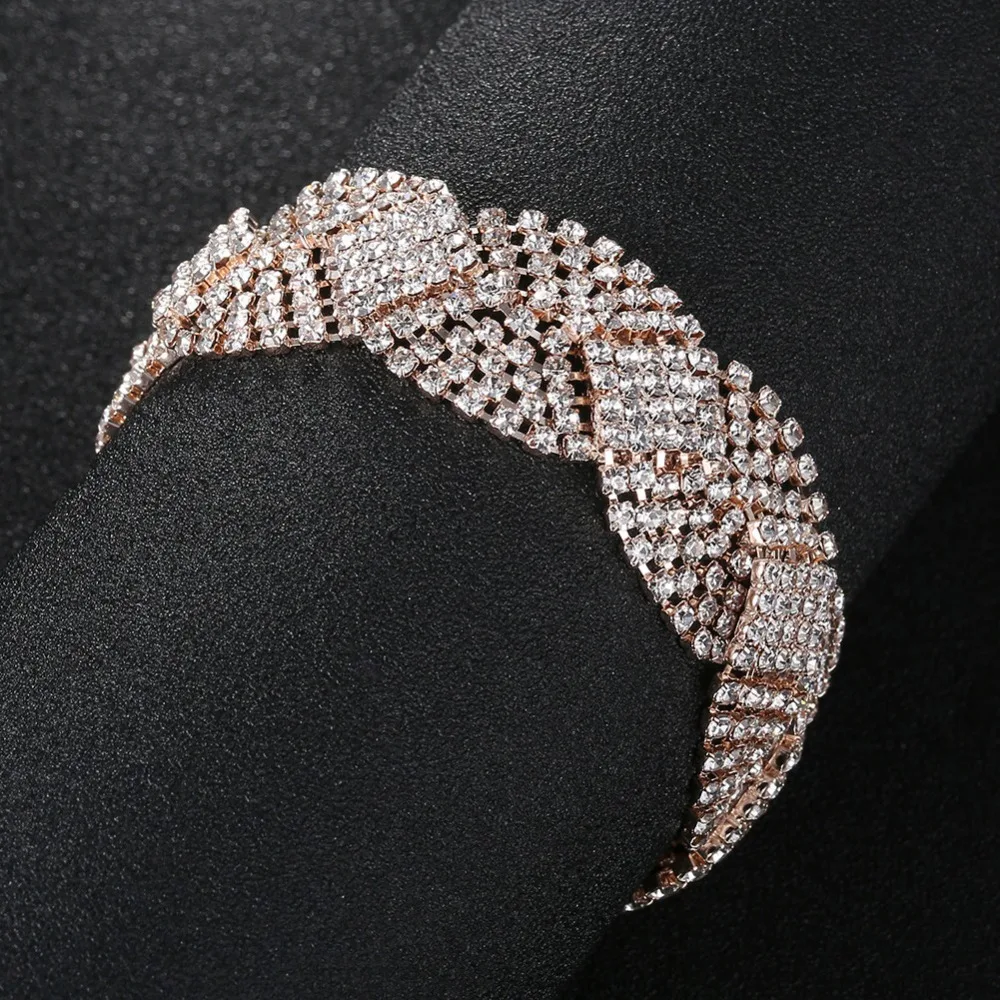 New Wave Style Crystal Geometric Zinc Noblest Bracelets & Bangles For Bride Women Wedding Bracelet Jewelry gift
New Wave Style Crystal Geometric Zinc Noblest Bracelets & Bangles For Bride Women Wedding Bracelet Jewelry gift