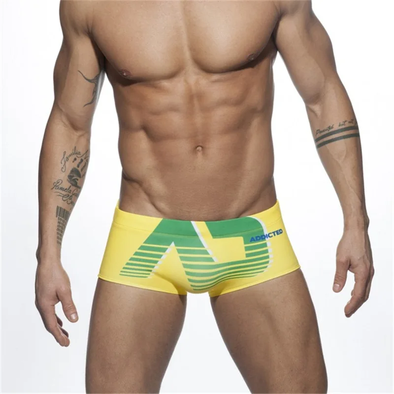 Swimming Men Beach Pool Sexy Swimsuit Hot Swim Trunks Hot Swimwear Man With Sponge Pad Boy Swimming Wear Print Brief Boy Hot
Swimming Men Beach Pool Sexy Swimsuit Hot Swim Trunks Hot Swimwear Man With Sponge Pad Boy Swimming Wear Print Brief Boy Hot