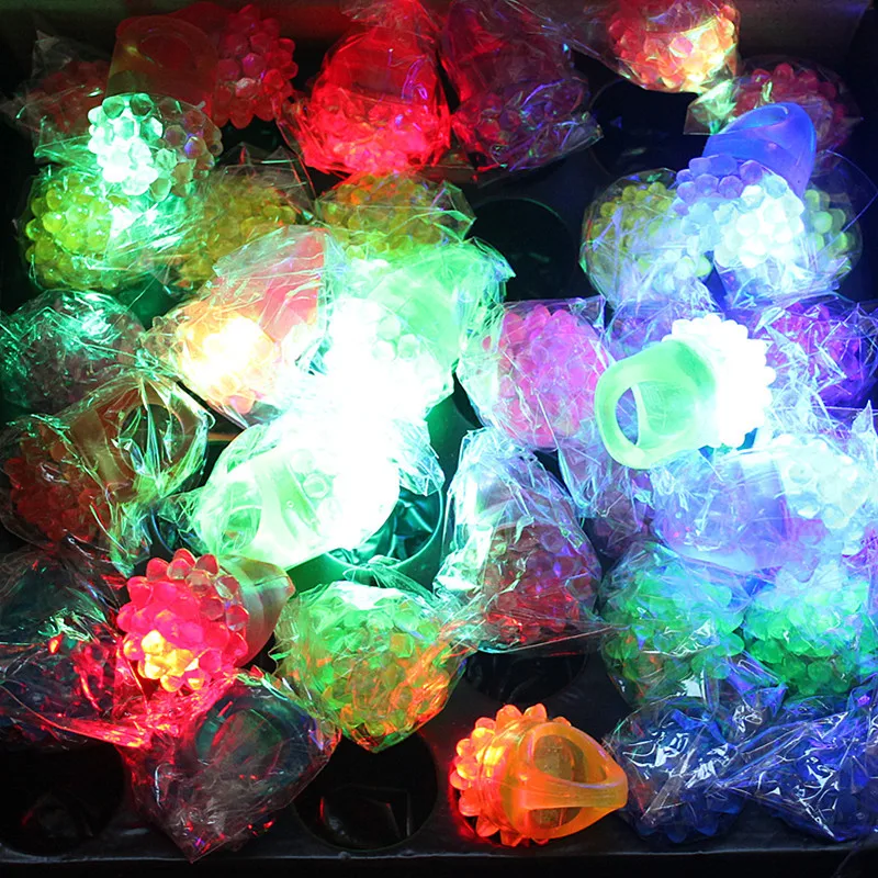 2017 Party Wedding,Fashion Cute Strawberry Finger beams LED Party Glow Light Ring Torch Hot Selling for Holiday 600pcs
2017 Party Wedding,Fashion Cute Strawberry Finger beams LED Party Glow Light Ring Torch Hot Selling for Holiday 600pcs