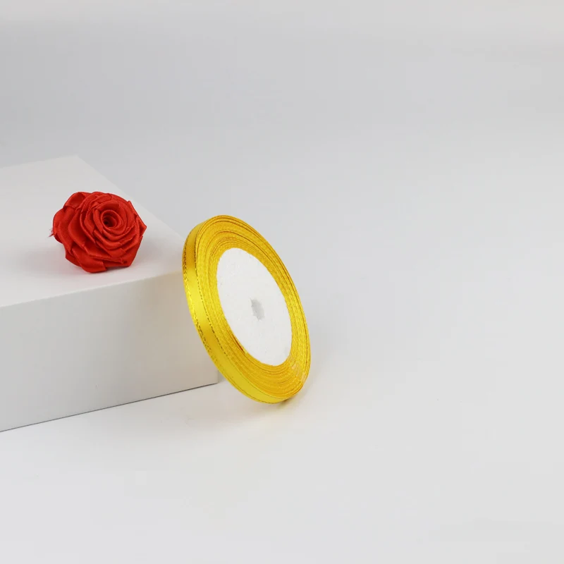 10roll (250 yards/lot) 6mm Christmas decoration satin ribbons gold edge wholesale high quality gift packaging ribbons
10roll (250 yards/lot) 6mm Christmas decoration satin ribbons gold edge wholesale high quality gift packaging ribbons