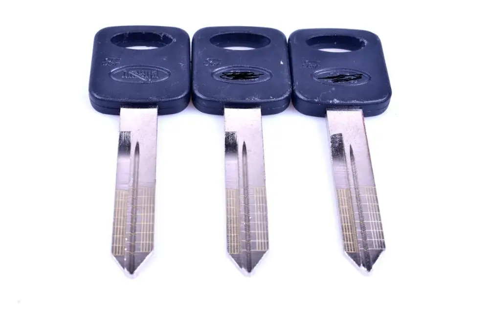 3pcs Original Engraved Line Key for 2 in 1 LiShi FO38 teeth blank car key locksmith tools supplies
3pcs Original Engraved Line Key for 2 in 1 LiShi FO38 teeth blank car key locksmith tools supplies