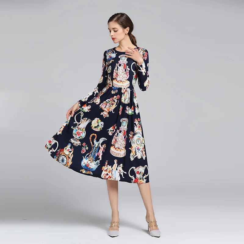 High quality 70% Silk women long sleeves vintage dress 2019 spring runway retro print dress D768
High quality 70% Silk women long sleeves vintage dress 2019 spring runway retro print dress D768