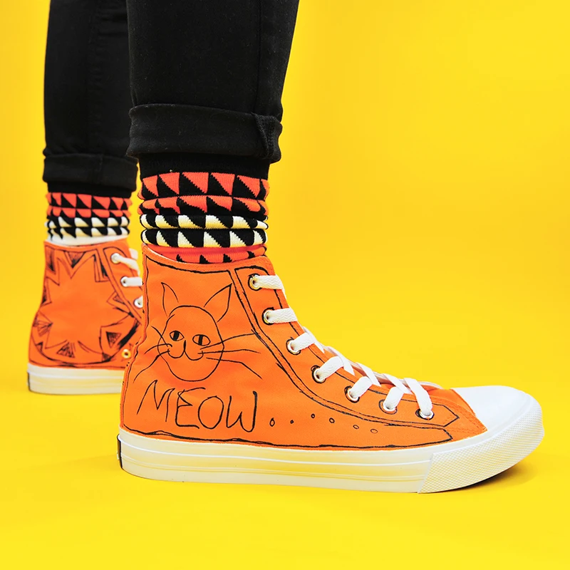 Wen Hand Painted Design Shoes MEOW Cartoon Cat Custom High Top Orange Canvas Sneakers Men Women Rope Soled Skateboard Trainers
Wen Hand Painted Design Shoes MEOW Cartoon Cat Custom High Top Orange Canvas Sneakers Men Women Rope Soled Skateboard Trainers