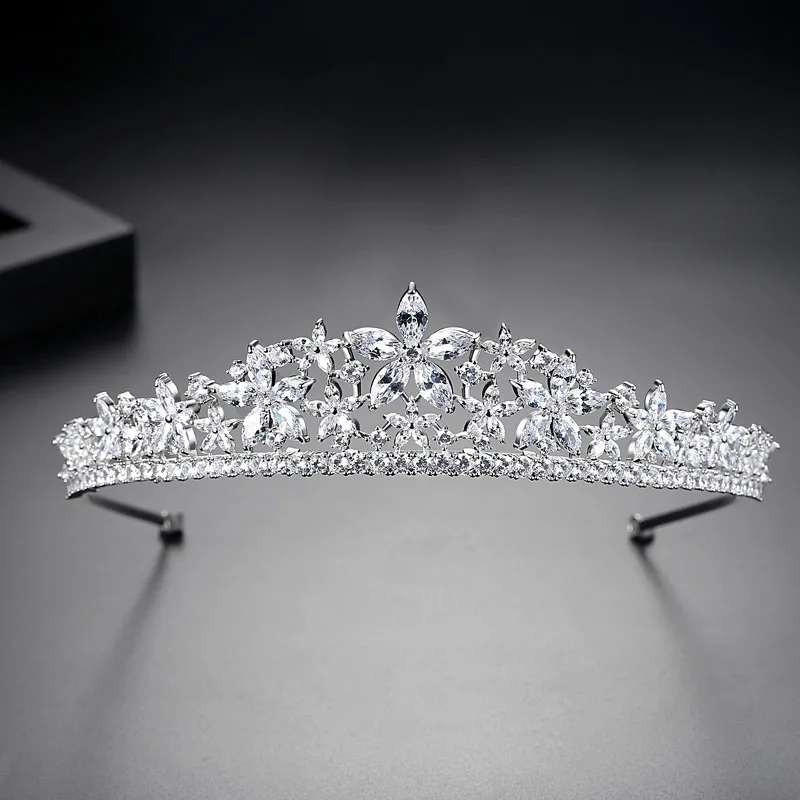 Floralbride Crystals Rhinestones Copper Cubic Zirconia Wedding Tiara CZ Bridal Queen Princess Pageant Party Crown Women
Floralbride Crystals Rhinestones Copper Cubic Zirconia Wedding Tiara CZ Bridal Queen Princess Pageant Party Crown Women