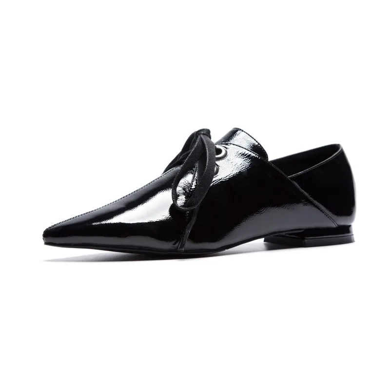 Stylesowner Brogue Shoes Women Patent Leather Deep Mouth Pointed Toe Flat Shoe Black Nude Riband Lace Up Fashion Autumn Shoe
Stylesowner Brogue Shoes Women Patent Leather Deep Mouth Pointed Toe Flat Shoe Black Nude Riband Lace Up Fashion Autumn Shoe