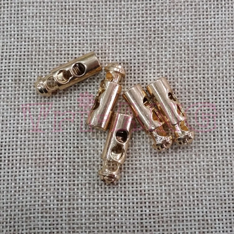 100pcs/lot, Quality Metal 2-holes Spring Buckle Cordlock Rope Stopper Rope Length Adjust DIY Bags Garment Accessorries
100pcs/lot, Quality Metal 2-holes Spring Buckle Cordlock Rope Stopper Rope Length Adjust DIY Bags Garment Accessorries